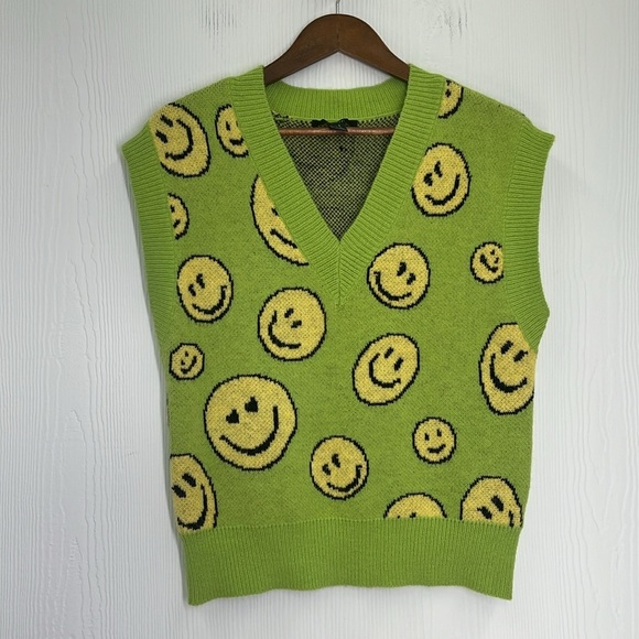 Forever 21 - Happy Times Green With Yellow Smiley Faces Knit Vest Size Small - Picture 6 of 9